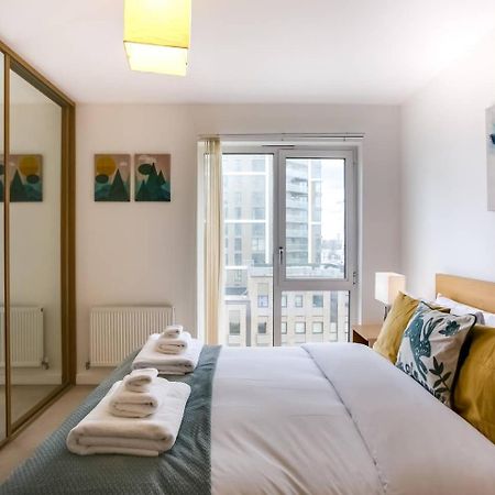 Guestready - Comfort By The Thames, W/ Balcony London Exteriör bild